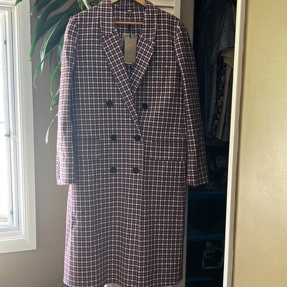 Burberry Burgundy Double Faced Cotton Twill Tailored Coat - Picture 7 of 11